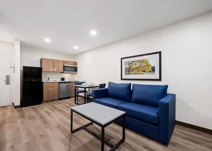 Mainstay Suites Raleigh North