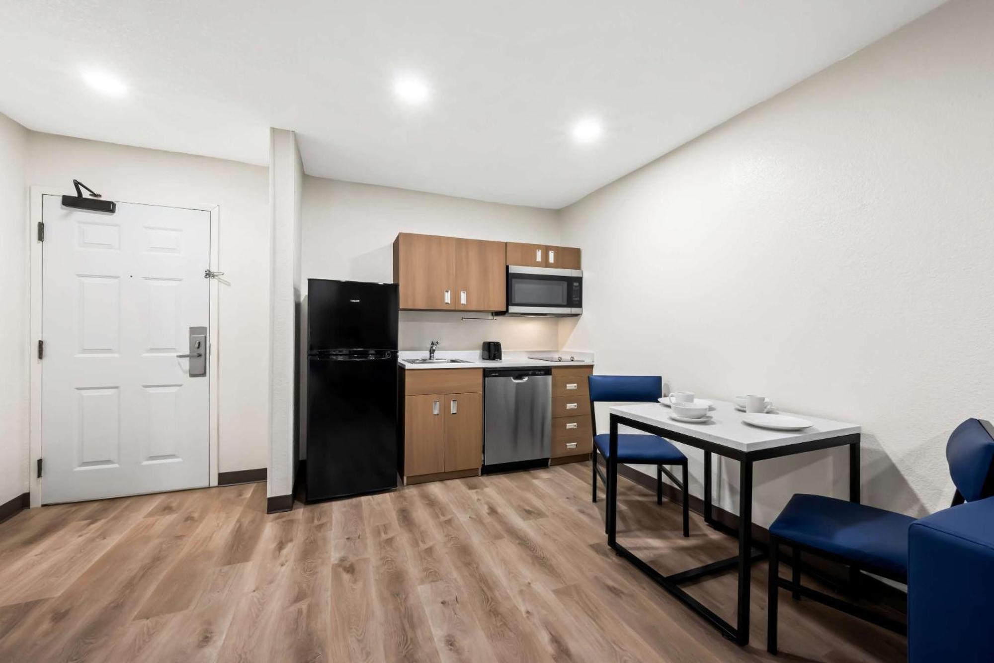 Hotel Mainstay North Raleigh
