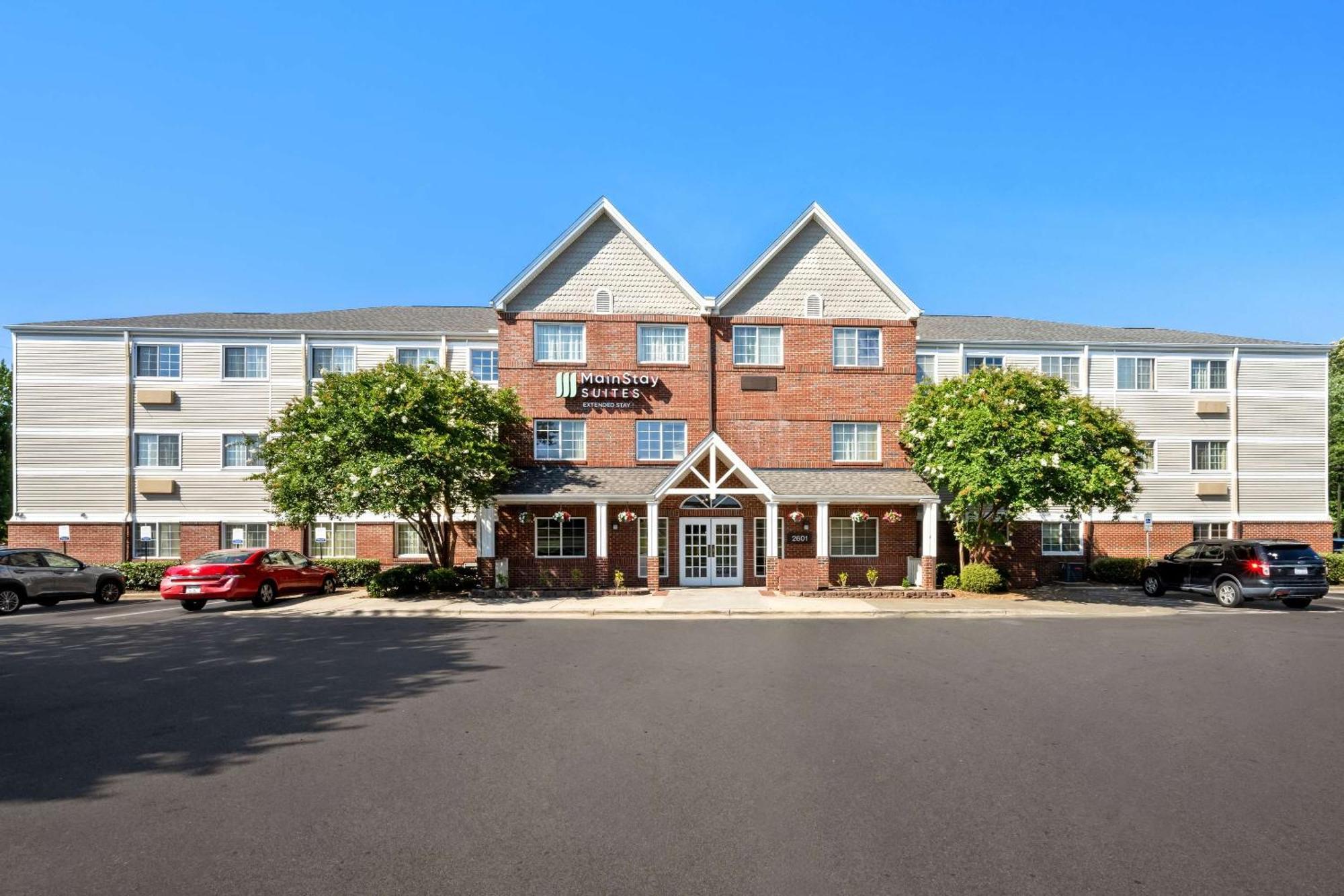 Hotel Mainstay North Raleigh