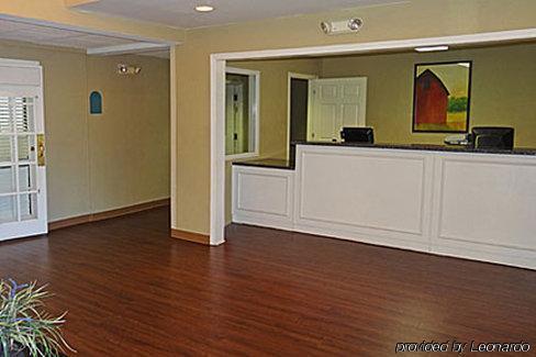 Hotel Mainstay North Raleigh
